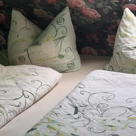 Rum i privatbostad Farm Gina Free Wifi Hausbreitenbach